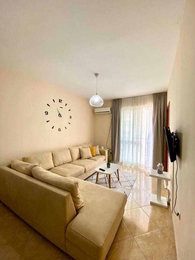 Chlo Apartment 2 地拉那 外观 照片