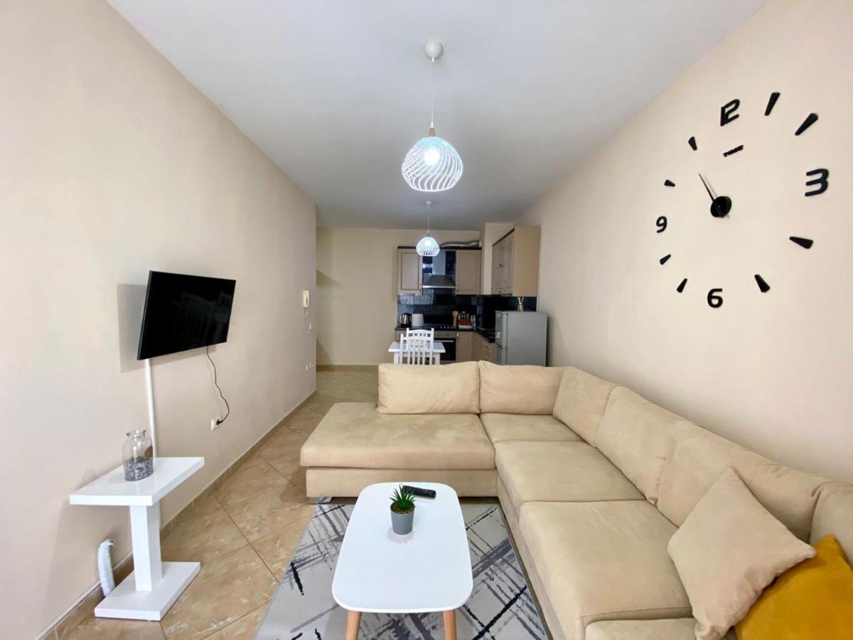 Chlo Apartment 2 地拉那 外观 照片