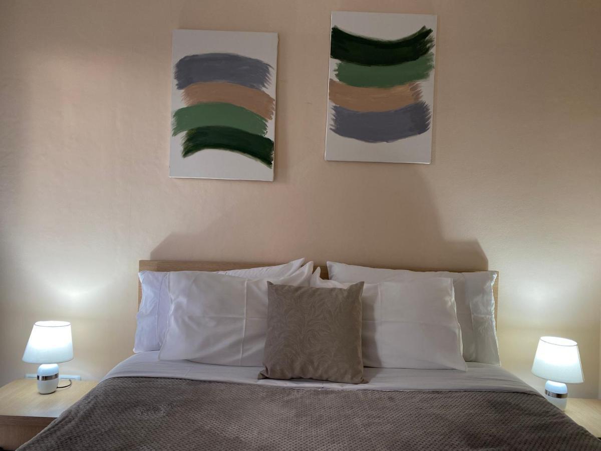 Chlo Apartment 2 地拉那 外观 照片